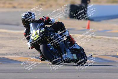 media/Dec-10-2023-SoCal Trackdays (Sun) [[0ce70f5433]]/Turn 2 (10am)/